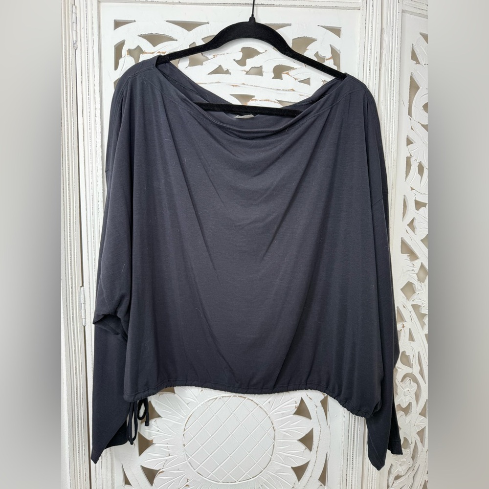 Athleta Black Cool Down Top